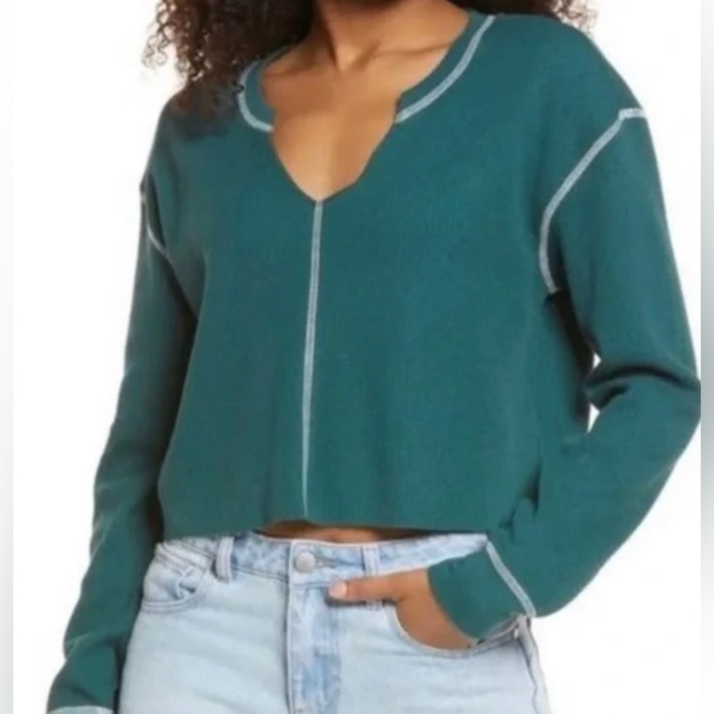 NWT BP Split Neck Thermal Crop Top